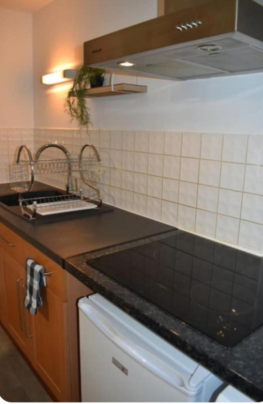 Joli Apartment Proche Du Centre-Ville Poitiers Kültér fotó